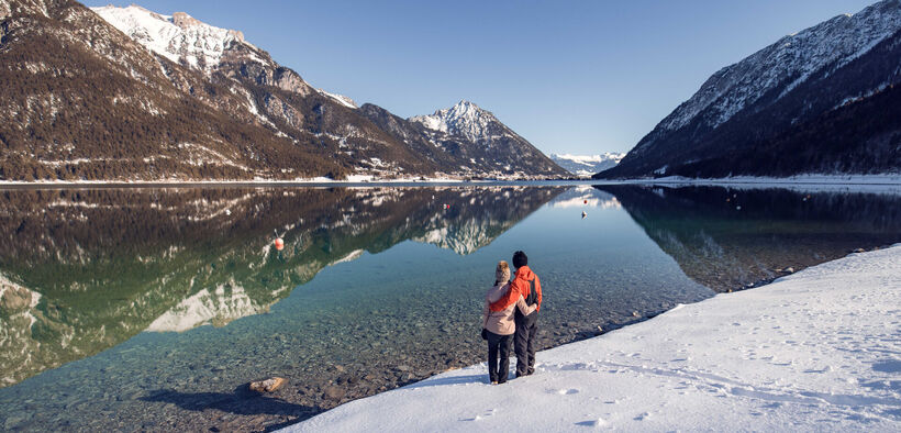 The Achensee region boasts over 150 kilometres of cleared winter walks, offering hiking opportunities in stunning winter scenery and beautiful views of Lake Achensee.