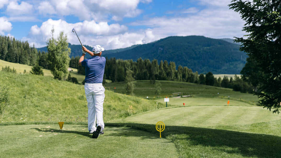 Golfen in Achenkirch am Achensee vor spektakulärer Kulisse