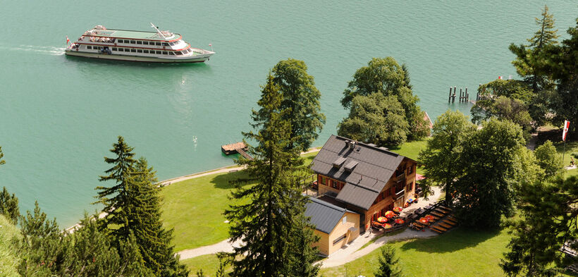 Combine a hike to the Gaisalm with a boat trip on board the Achensee ships.