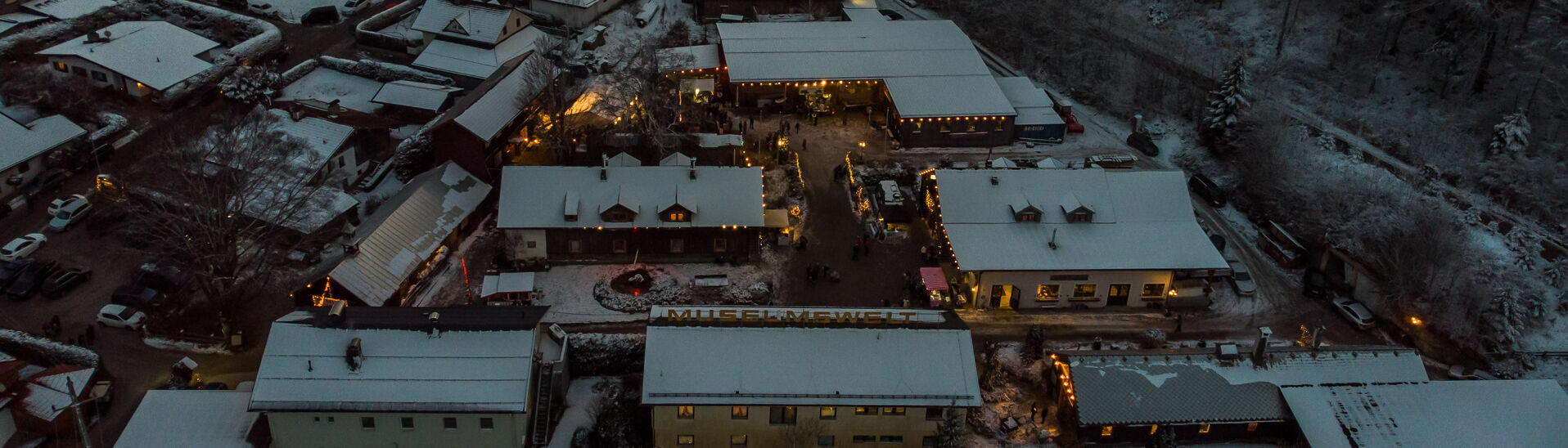 Museumsweihnacht in der Achenseer Museums- und Erlebniswelt Museumsweihnacht in der Achenseer Museums- und Erlebniswelt}