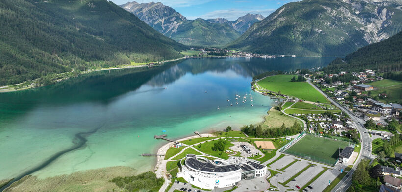 Das Atoll Achensee in Maurach ist ein Freizeitparadies zu jeder Jahreszeit.