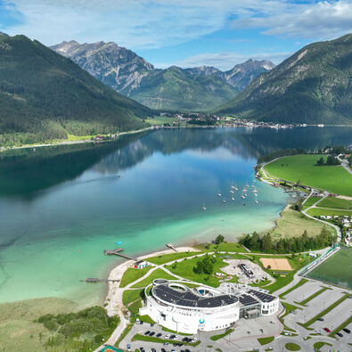 The Atoll Achensee is a popular recreational facility in every season.