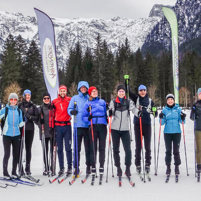 Photo of a cross-country skiing group in Pertisau at Achensee.