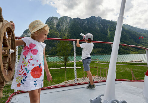 Im FAMILY Eldorado beim Atoll Achensee können sich Kinder im Sommer austoben.