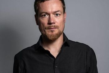 Reading with Katharina Köller on the mountain